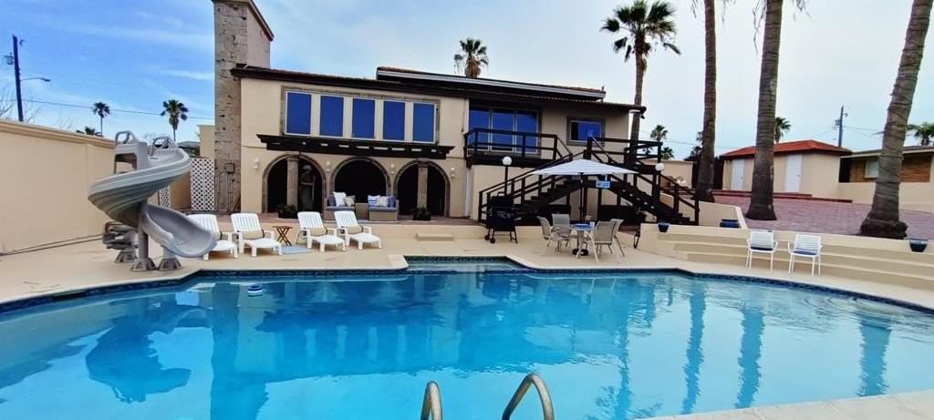 602 N Shore Dr - Photo 6 of 50