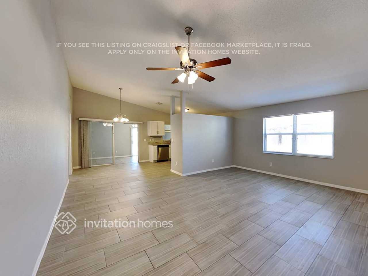 1126 55th Ave N - Photo 3 of 18