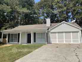 5252 Station Cir - Photo 1 of 1