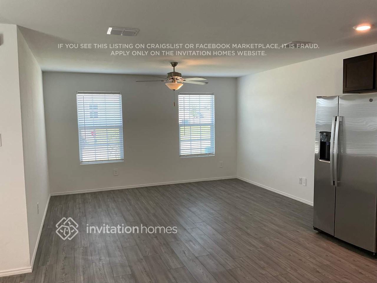 3038 Wallace Wells Ct - Photo 3 of 15