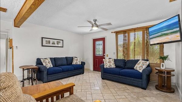 335 Seaview Avenue - Photo 6 of 24