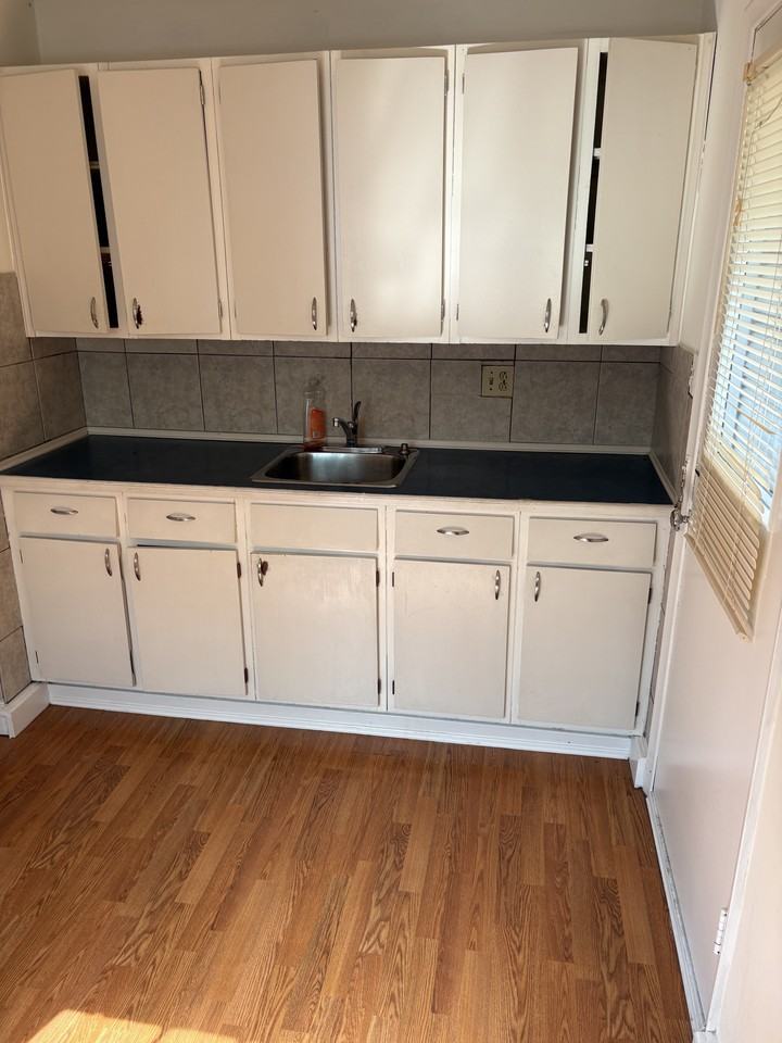 75 Highland Road East ##2 - Photo 5 of 12