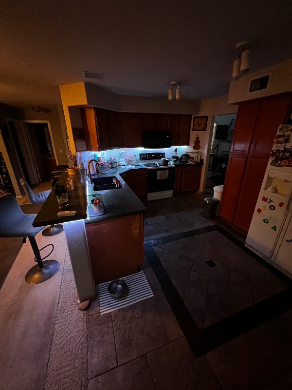 4201 E Raven Rd - Photo 3 of 18