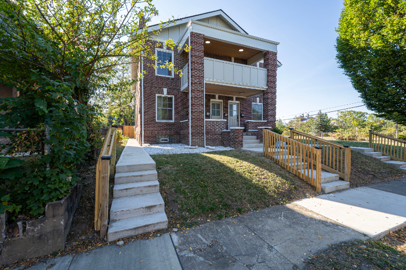 605 S Champion Ave #607-1-2 - Photo 3 of 20