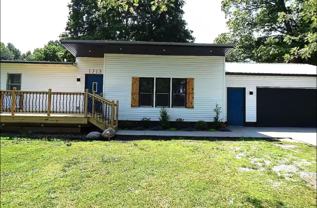 1713 5th St - Photo 1 of 1