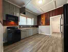featured image of 419 Harding Pl #1202