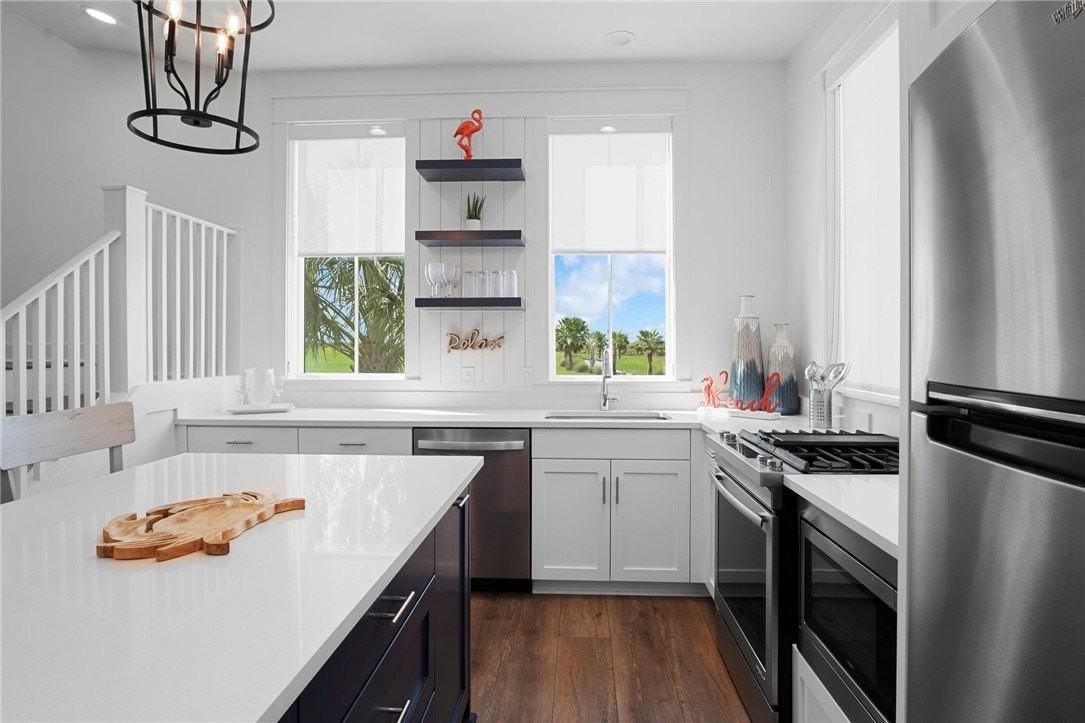 214 Sunset Ave Unit 2 #2 - Photo 5 of 37