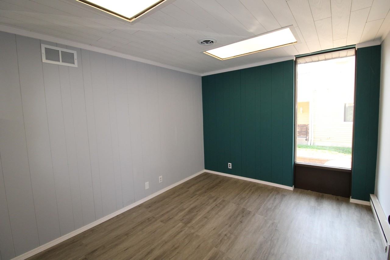 610 Jackson St #B - Photo 7 of 16