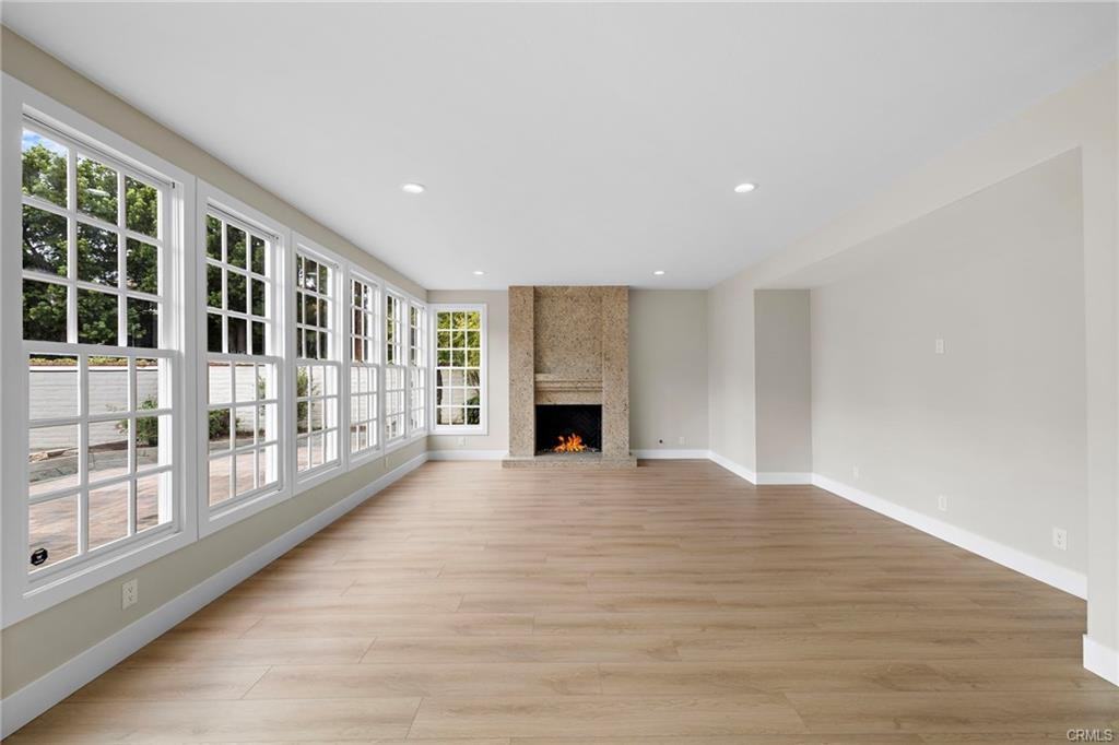 1 Weymouth Court - Photo 3 of 8