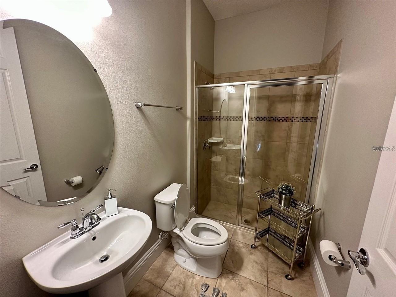 9569 Royal Estates Blvd - Photo 3 of 23