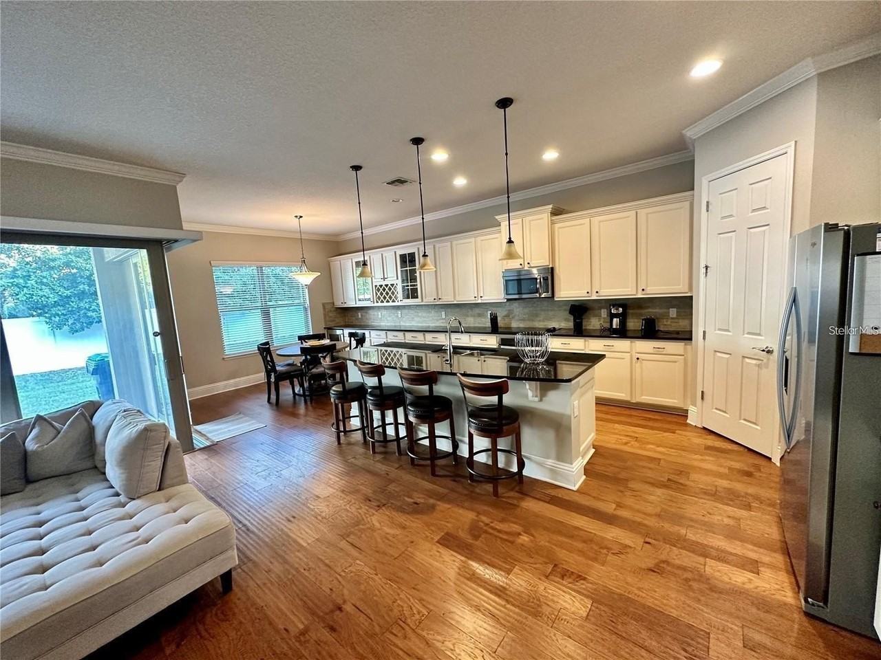 9569 Royal Estates Blvd - Photo 6 of 23