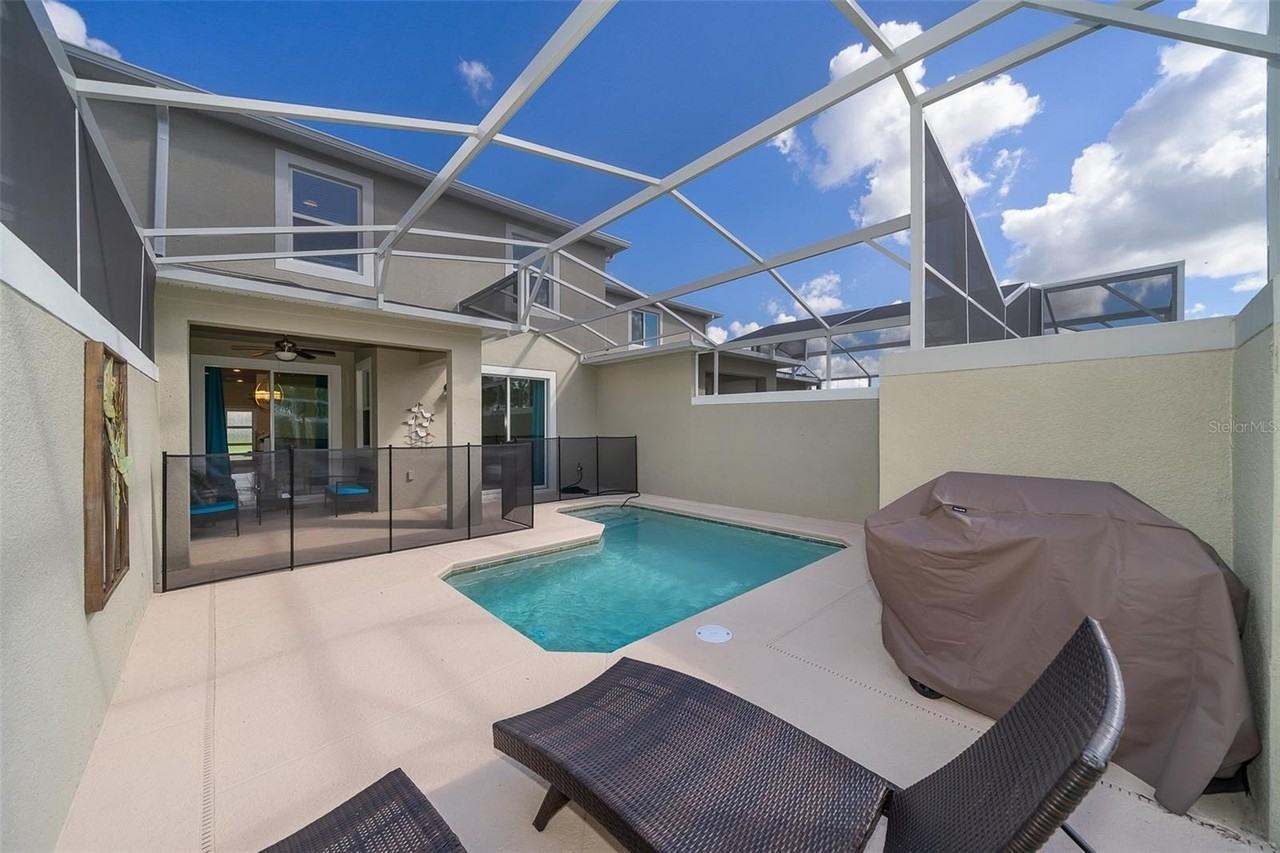 296 Ocean Course Ave - Photo 4 of 37