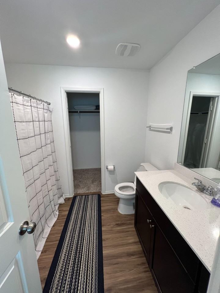 Pale Glow Cv - Photo 5 of 8