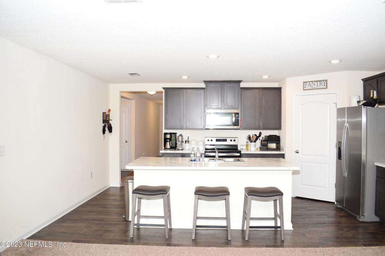 3620 Sunfish Dr - Photo 4 of 36