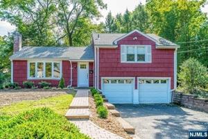 featured image of 10 Gwynne Ct