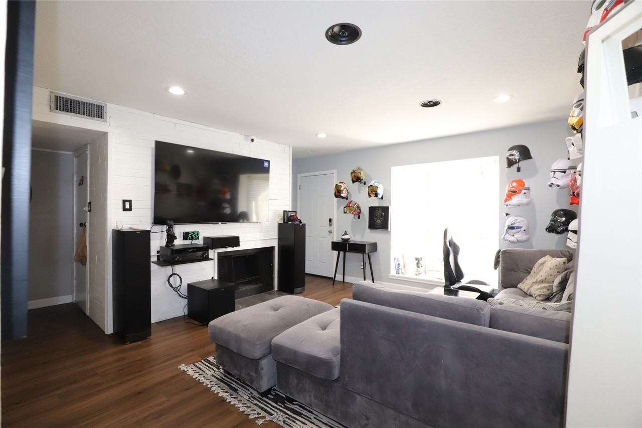 2103 Place Rebecca Lane - Photo 2 of 31