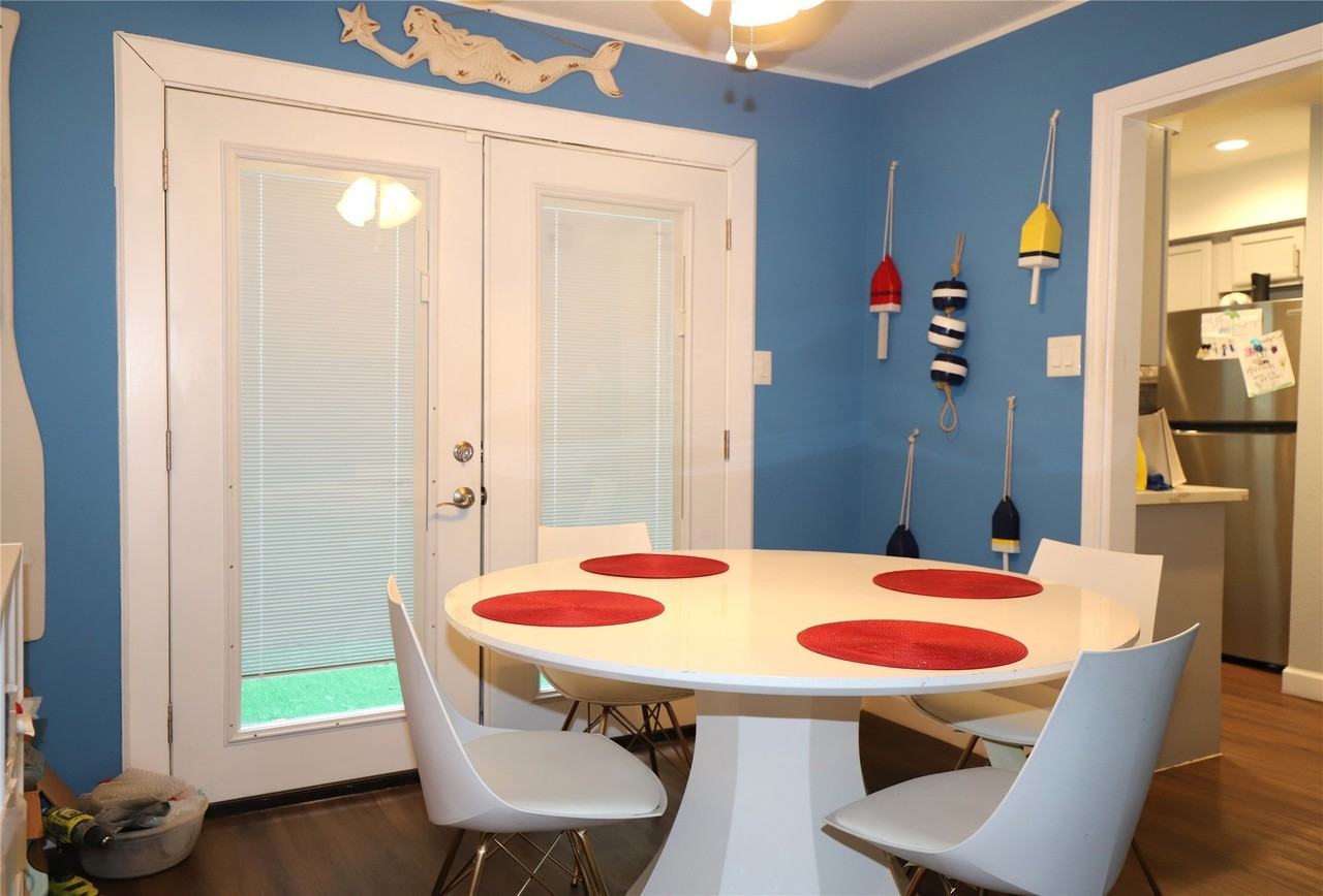 2103 Place Rebecca Lane - Photo 4 of 31