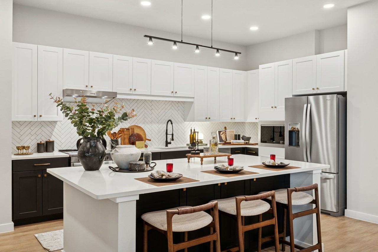 The Vickery - Photo 3 of 33