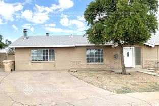 5410 N 64th Dr - Photo 1 of 1
