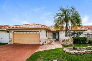 10724 Sw 144th Ct - Photo 1 of 1