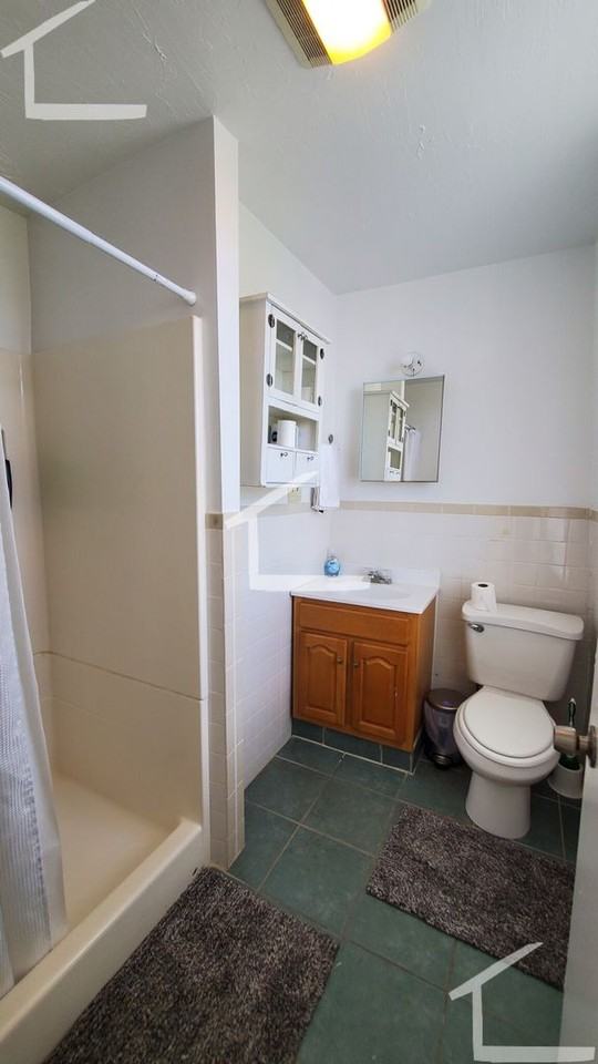 455 Cambridge St - Photo 7 of 9