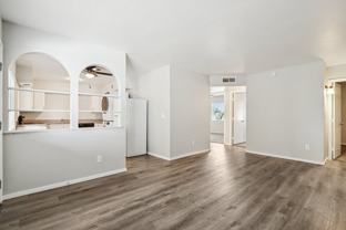 First Month Free! Beautiful East Mesa Apartment - Photo 1 of 1