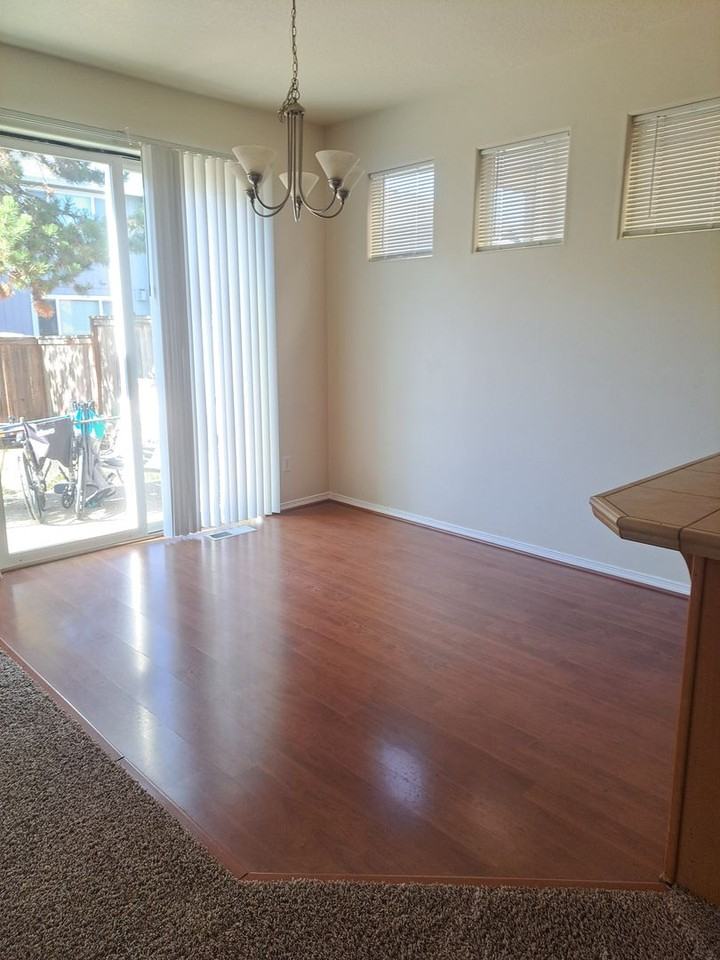 3399 Se Yellowbird Ave - Photo 5 of 20