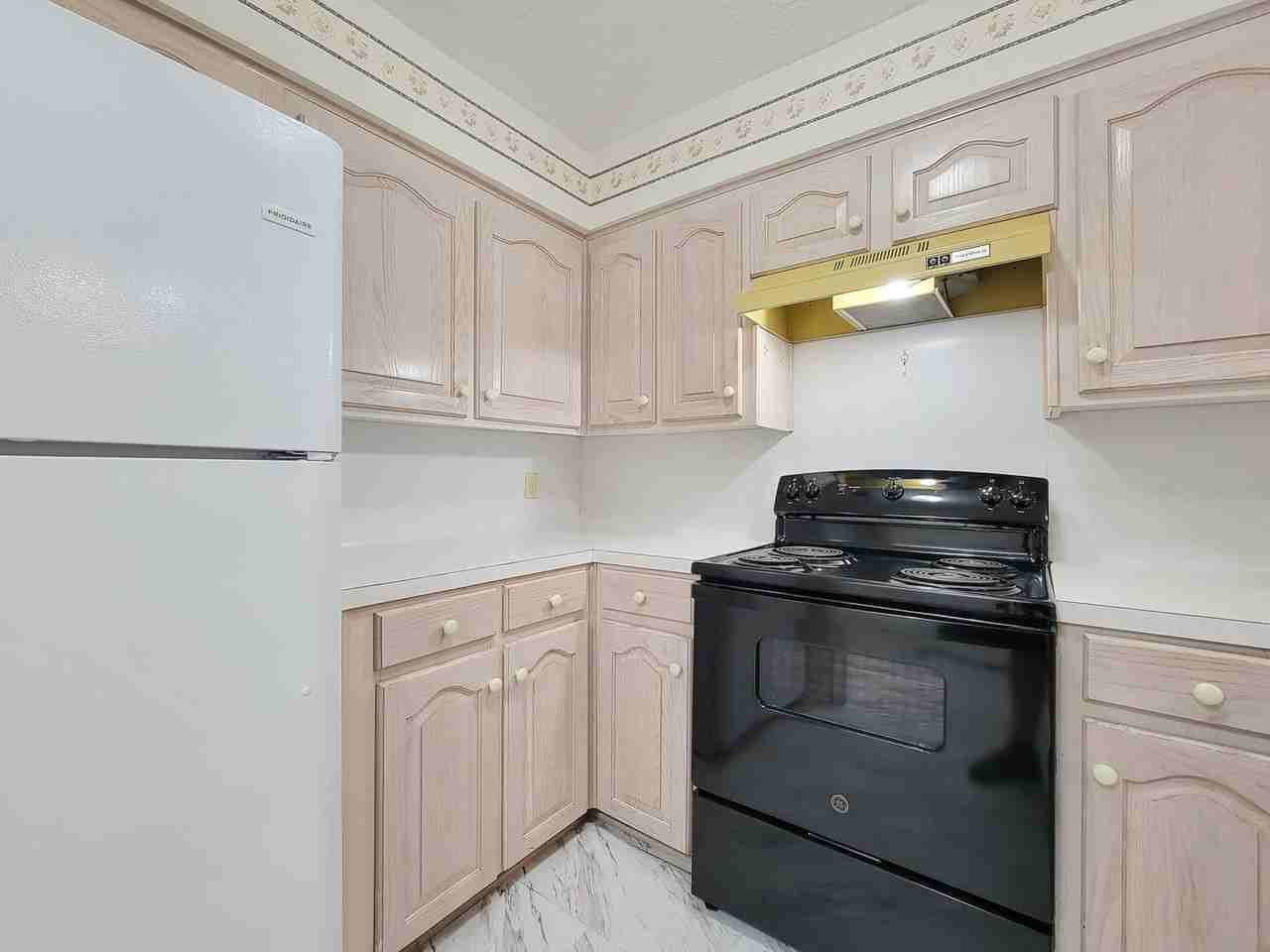 1815 Country Village Blvd - Photo 6 of 36