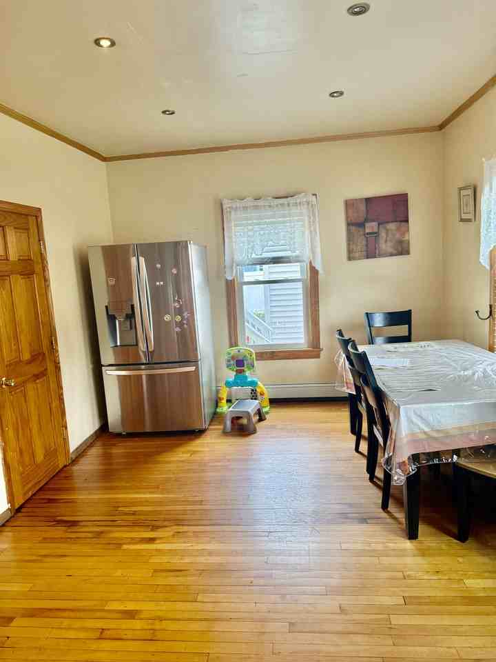 9 Newhall Street #1 - Photo 4 of 26