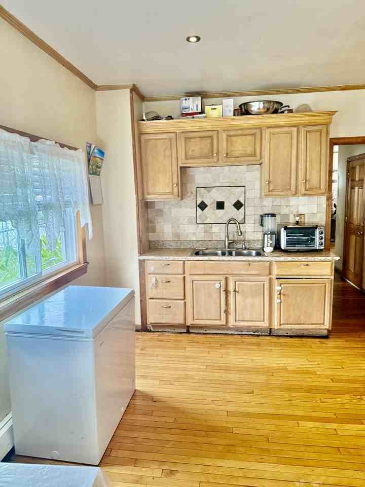 9 Newhall Street #1 - Photo 5 of 26