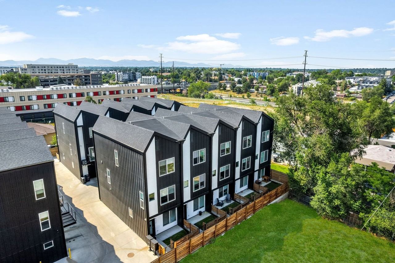 4925 W 10th Ave - Photo 6 of 23