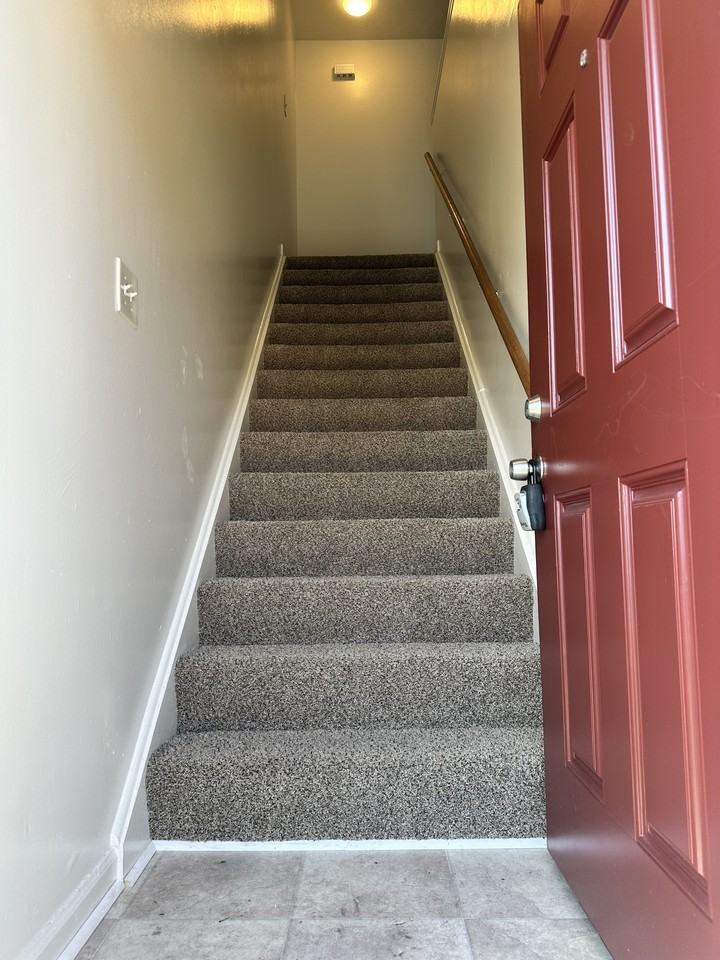 1941 Kecoughtan Rd - Photo 2 of 24