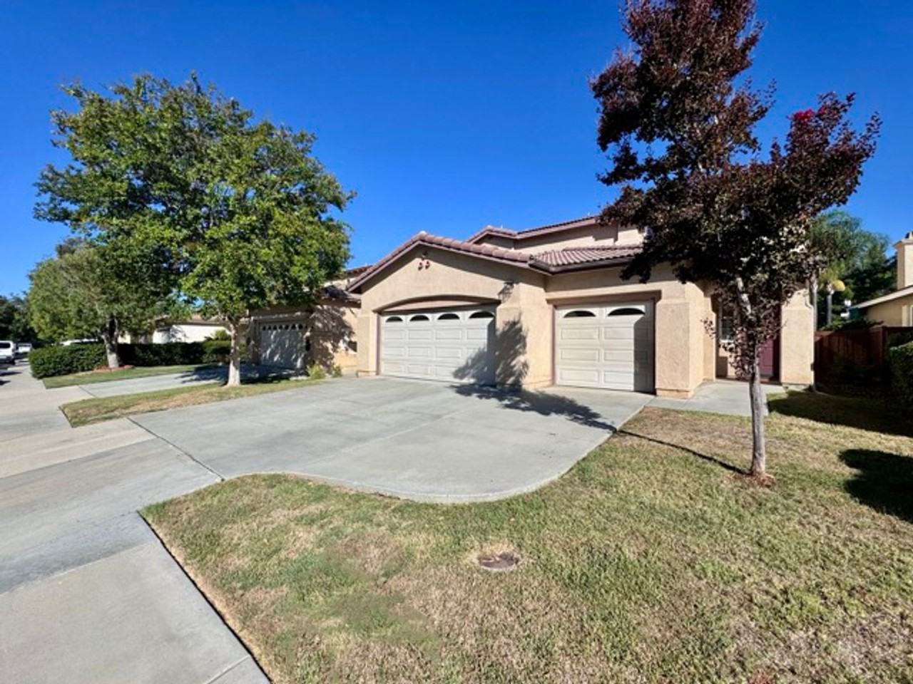 30906 Crystalaire Dr - Photo 3 of 50
