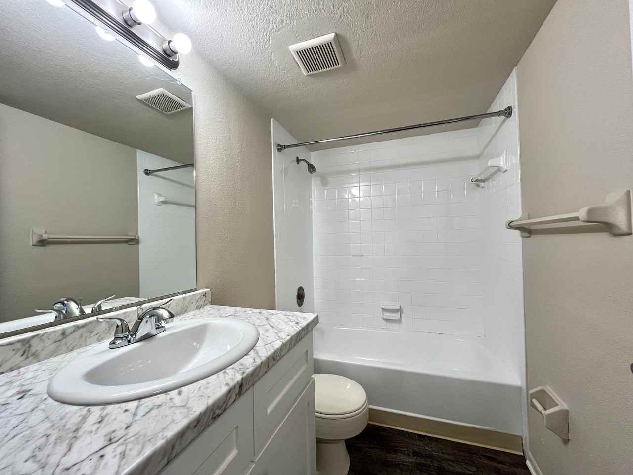 Raven at The Palms - Photo 6 of 9