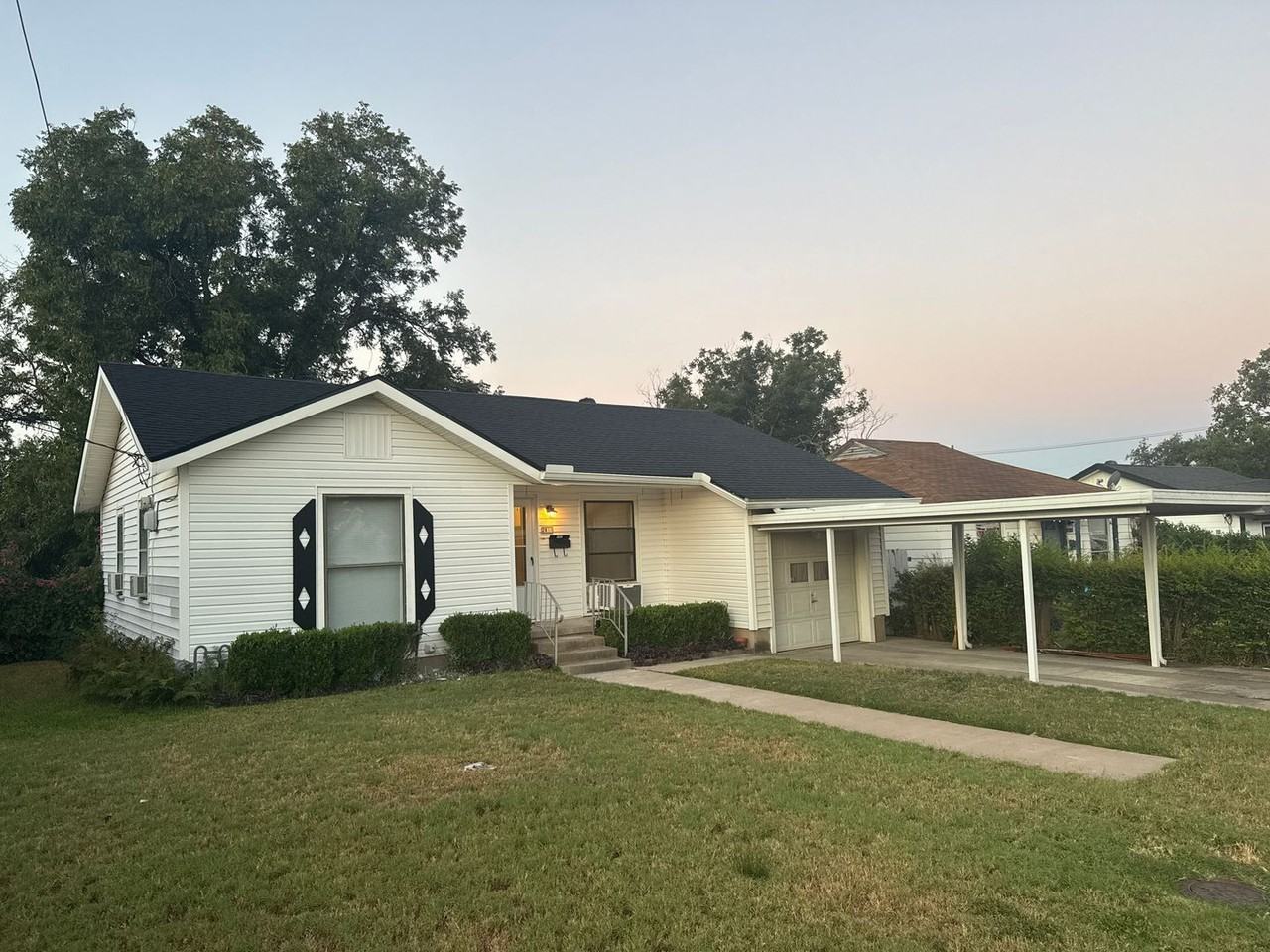 2811 W Avenue H - Photo 3 of 14