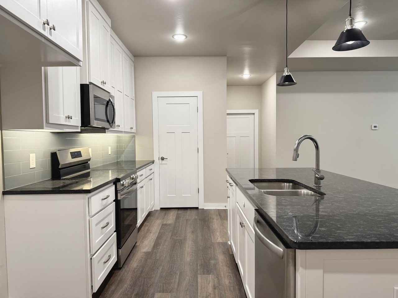 6616 Bentwood Villas Dr #A - Photo 4 of 14