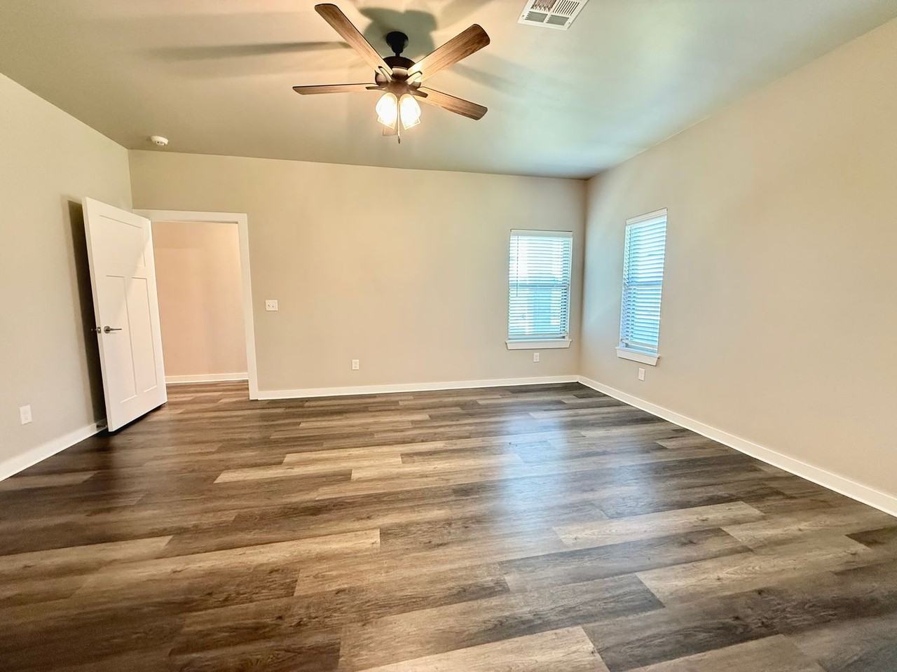 6616 Bentwood Villas Dr #A - Photo 6 of 14