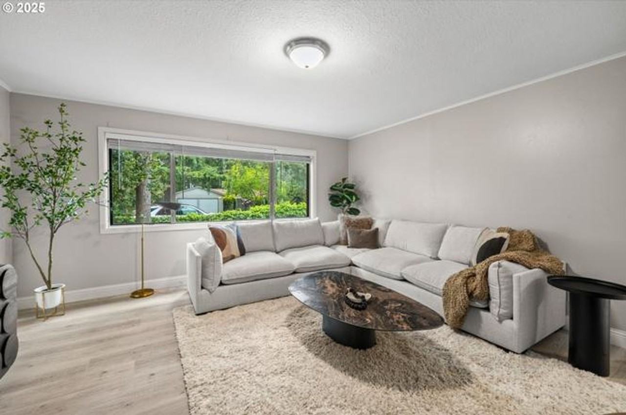 6401 Mcewan Rd - Photo 3 of 16