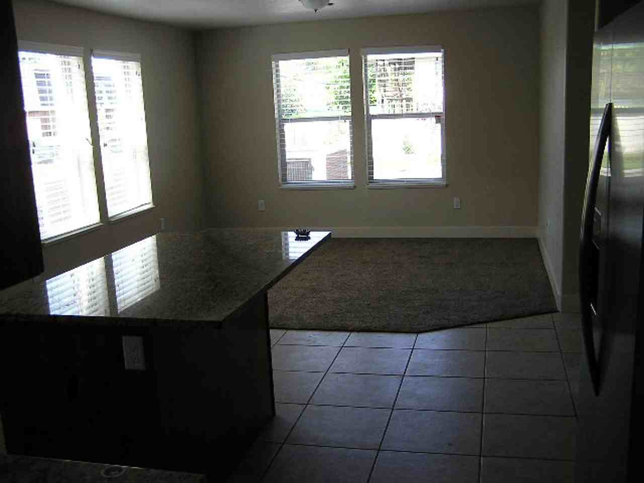 200 East - Photo 4 of 9