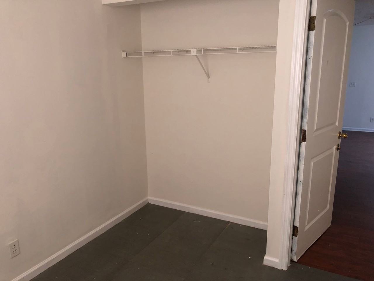 4913 Freedom Cir #504 - Photo 7 of 9