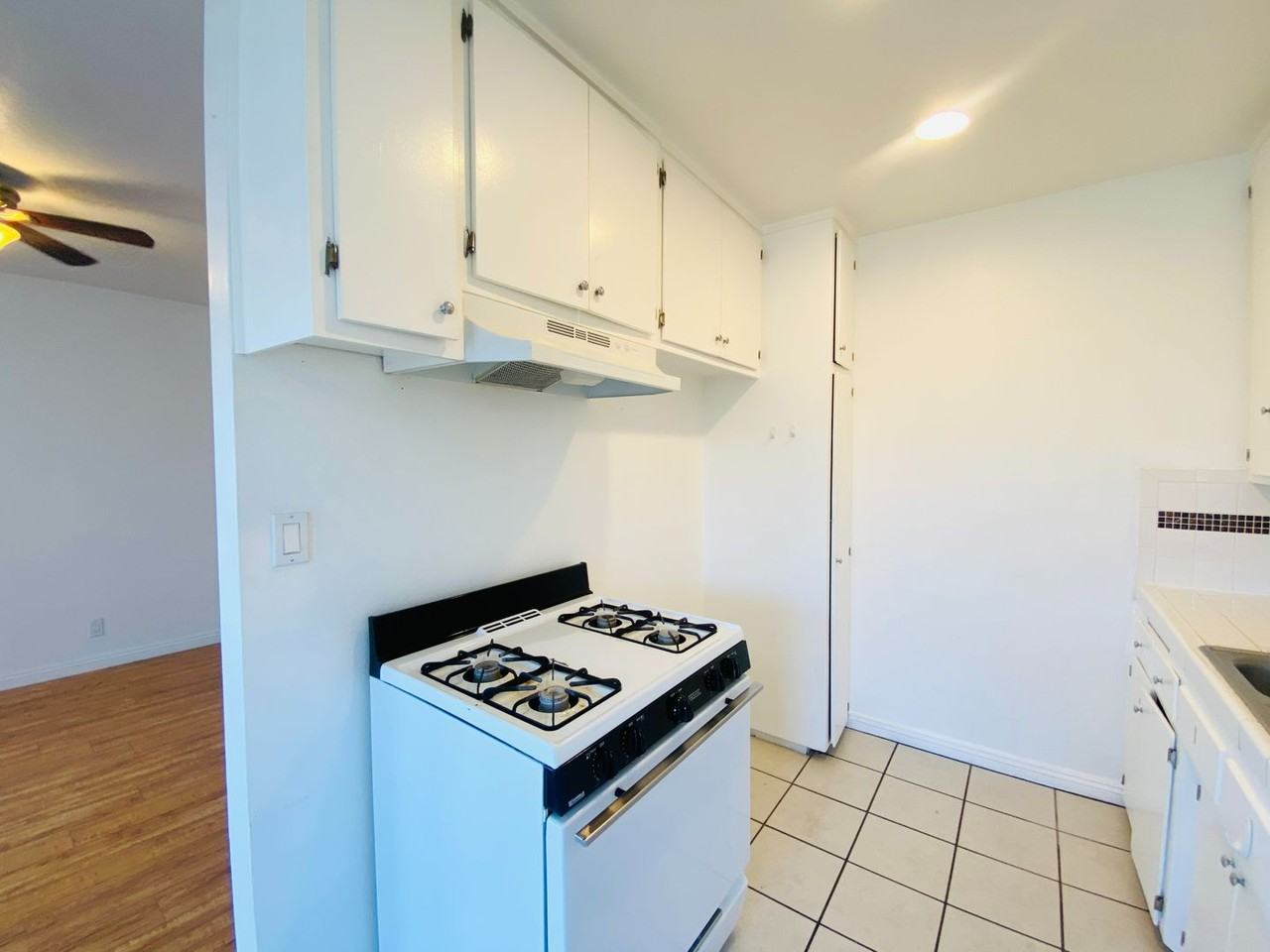 East Hyde Park - Photo 4 of 22