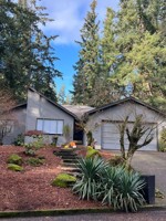 featured image of 16493 S Arrowhead Dr