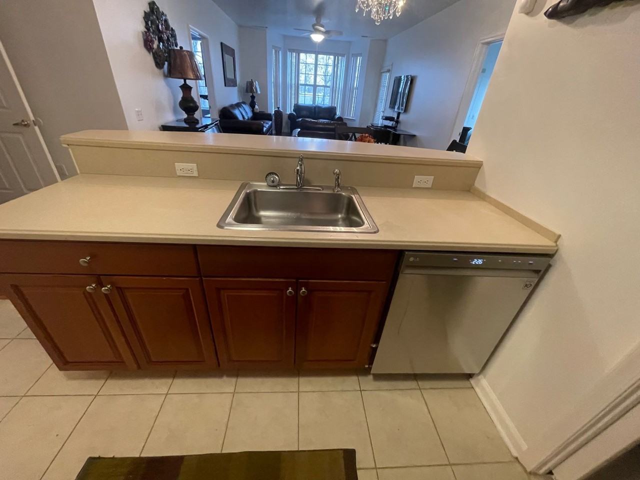 132 Cory Lane - Photo 5 of 37