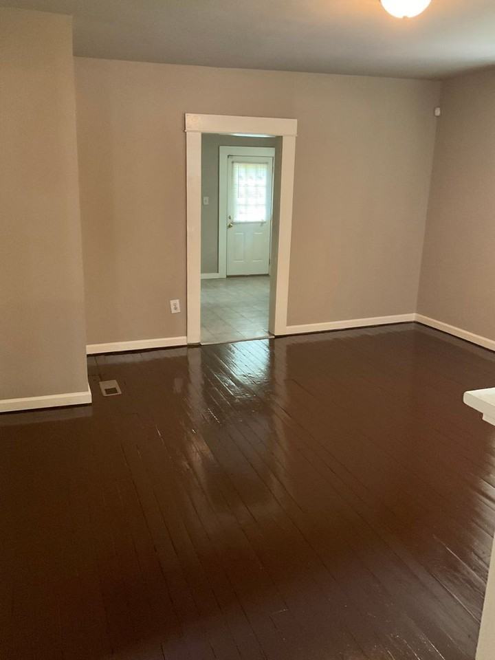 125 20th Ave Ne - Photo 6 of 15