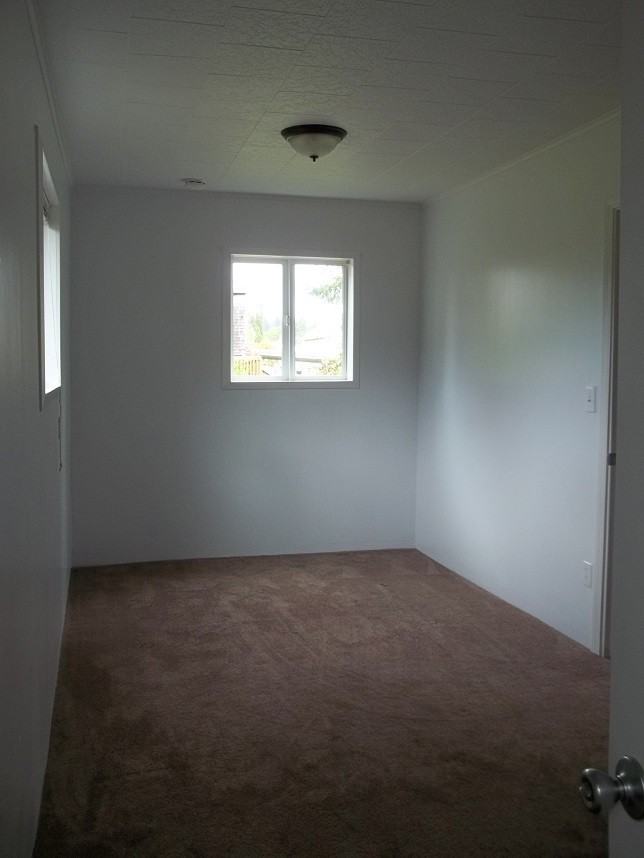 927 W Schley St - Photo 7 of 11