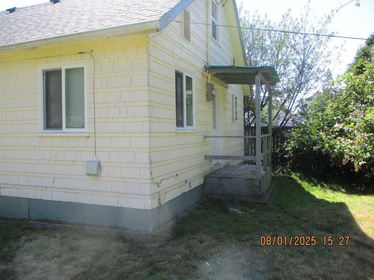 927 W Schley St - Photo 2 of 13