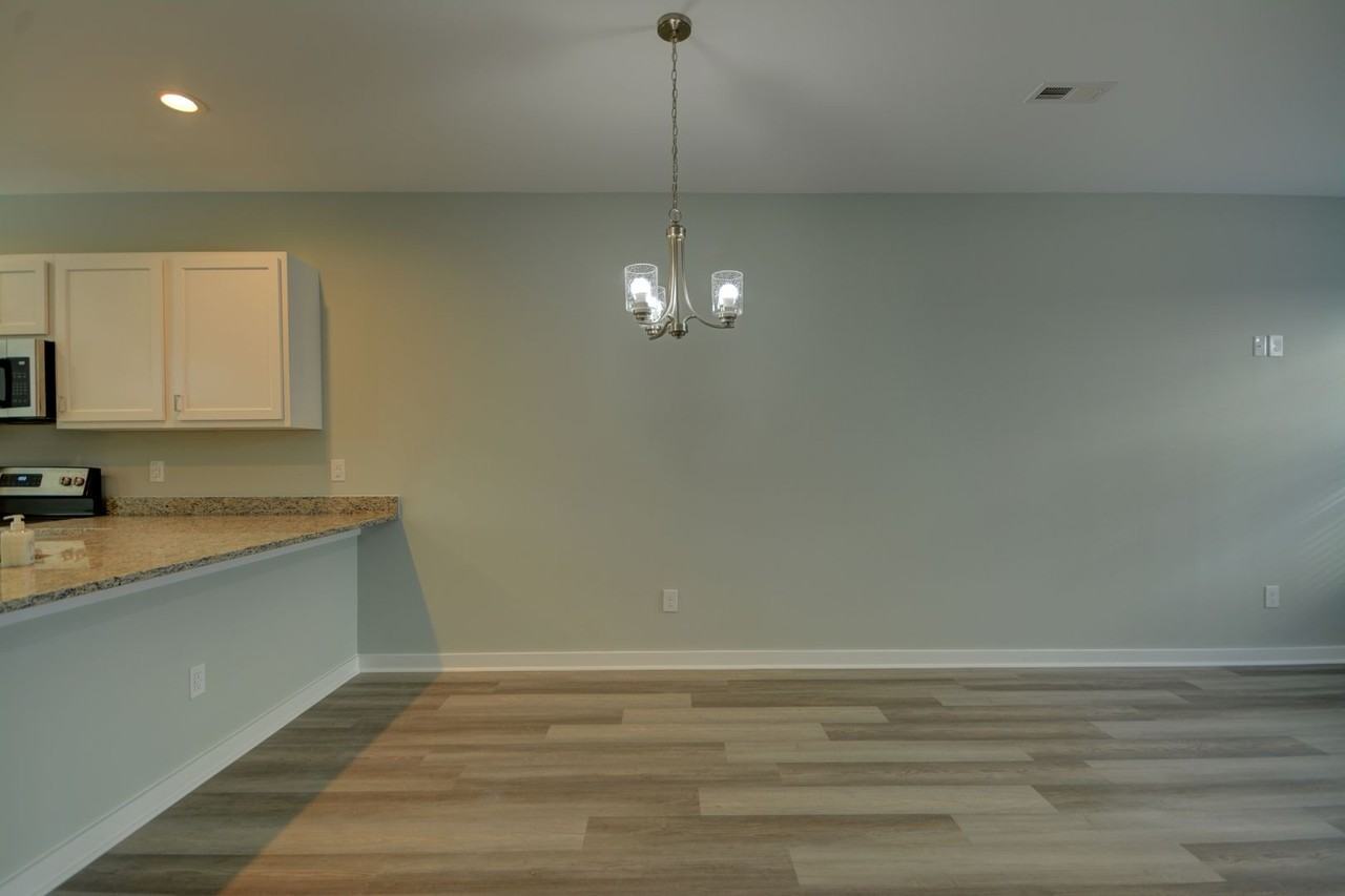603 Windsurfing Ln - Photo 6 of 21