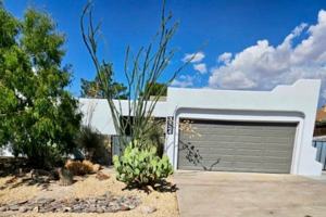 featured image of 3324 Solarridge St