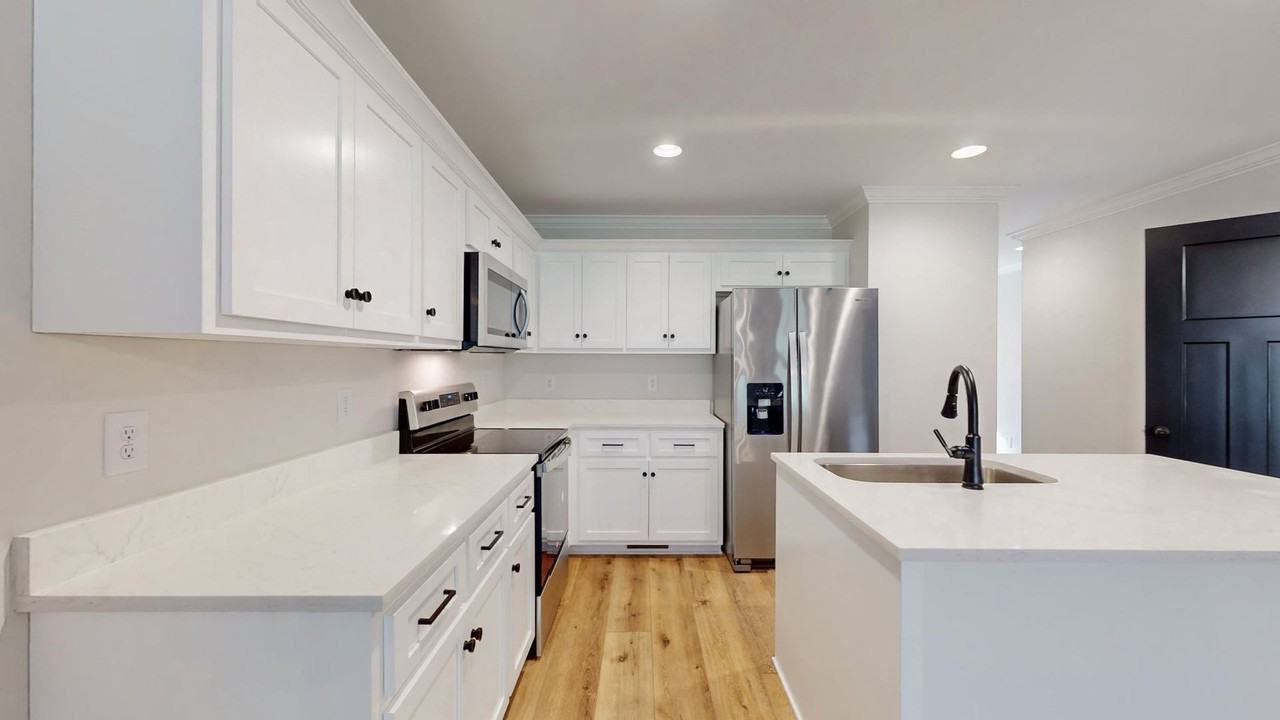 232 Twin Cove Dr - Photo 6 of 23