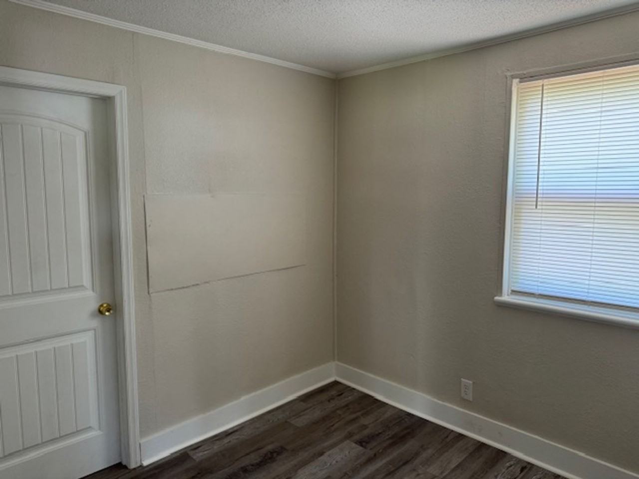 1845 Henry Crumpton Dr - Photo 6 of 9